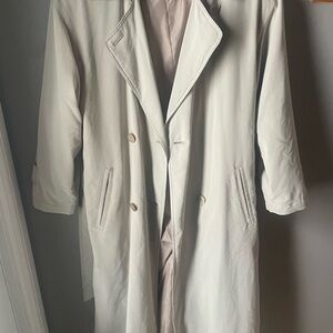 Utex women’s Classic cream Trench Coat